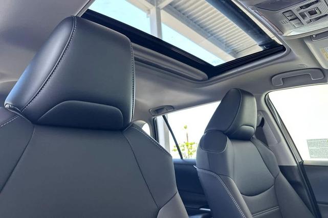 Photo of 2025 Blueprint Toyota RAV4
