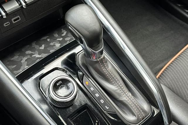 Photo of 2023 Onyx Black GMC Canyon