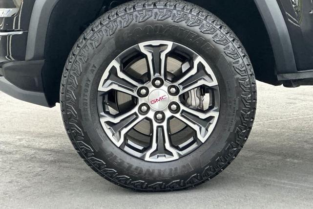 Photo of 2023 Onyx Black GMC Canyon