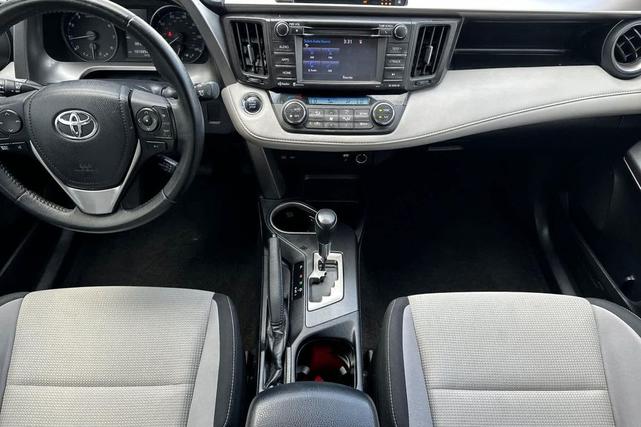 Photo of 2018 Electric Storm Blue Toyota RAV4