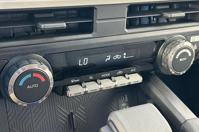 Photo of 2025 Ice Cap Toyota Tacoma