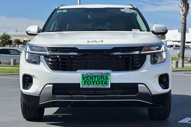 Photo of 2024 Snow White Pearl Kia Seltos