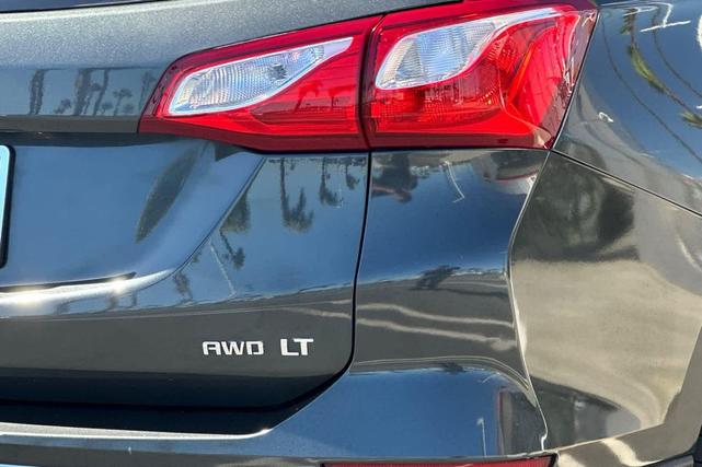 Photo of 2018 Nightfall Gray Metallic Chevrolet Equinox