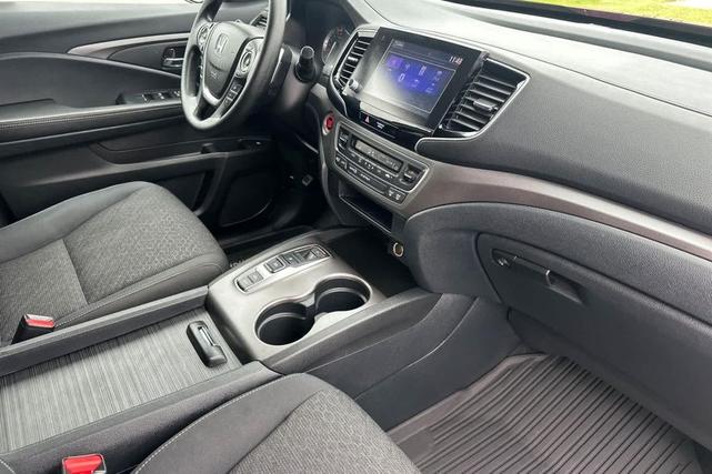 Photo of 2023 Radiant Red Metallic II Honda Ridgeline