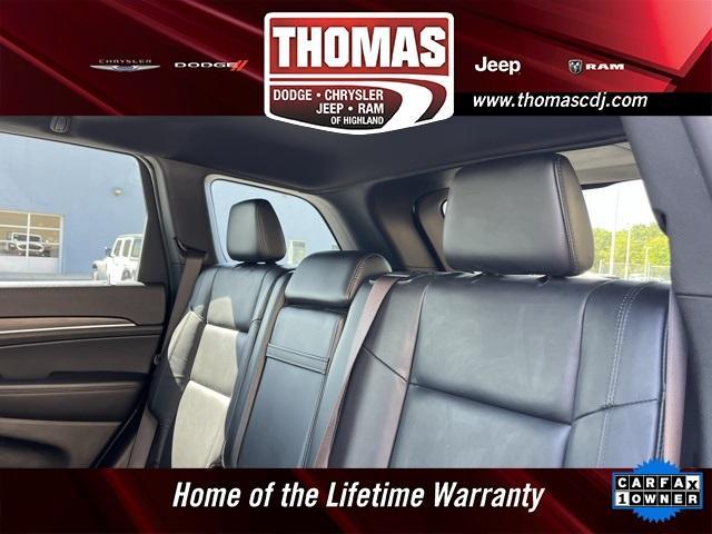 Photo of 2019 Bright White Clearcoat Jeep Grand Cherokee
