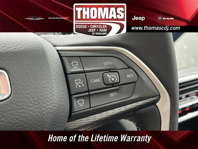 Photo of 2025 Diamond Black Jeep Grand Cherokee L