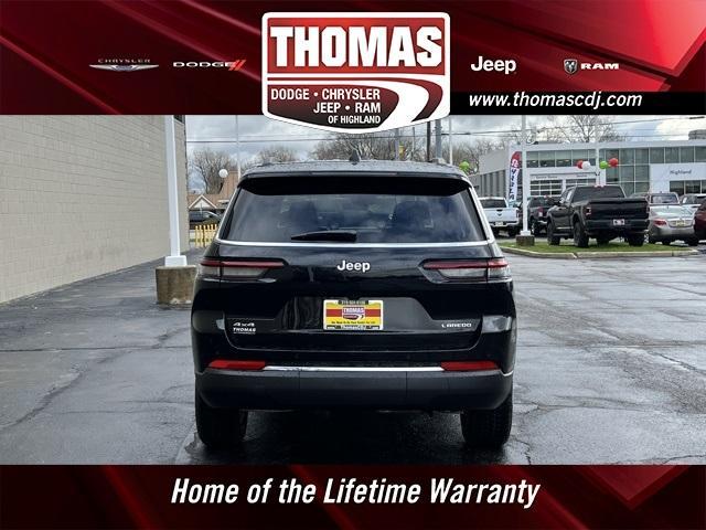 Photo of 2025 Diamond Black Jeep Grand Cherokee L