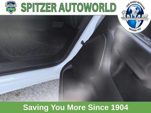 Photo of 2025 Bright White Clearcoat RAM 1500