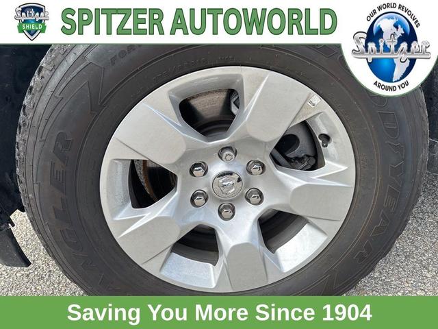 Photo of 2025 Bright White Clearcoat RAM 1500