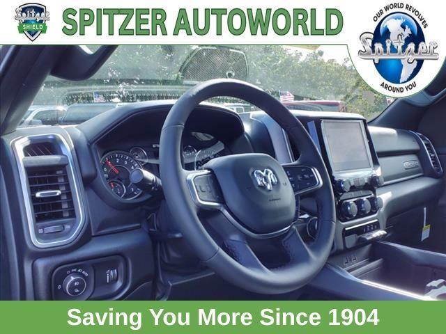 Photo of 2025 Billet Silver Metallic Clearcoat RAM 1500