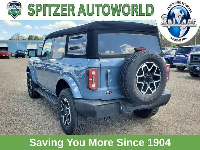 Photo of 2023 Azure Gray Metallic Ford Bronco