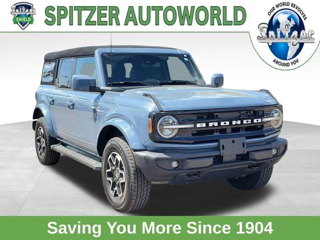 Photo of 2023 Azure Gray Metallic Ford Bronco