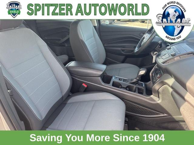 Photo of 2019 Ingot Silver Ford Escape