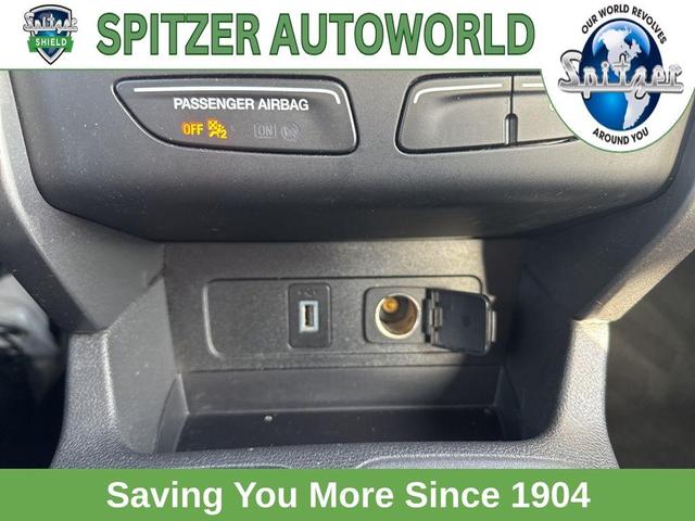 Photo of 2019 Ingot Silver Ford Escape