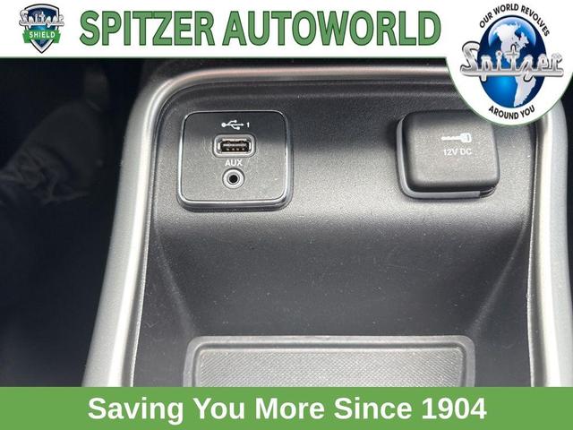 Photo of 2021 White Clearcoat Jeep Compass