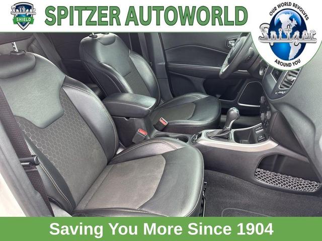 Photo of 2021 White Clearcoat Jeep Compass