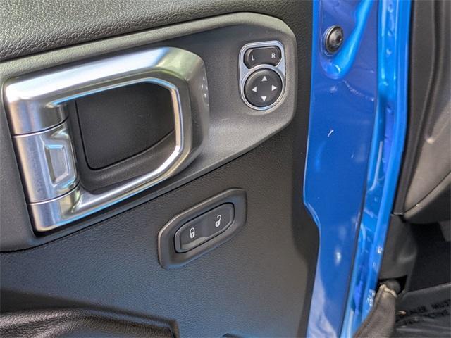 Photo of 2025 Hydro Blue Pearl Jeep Wrangler