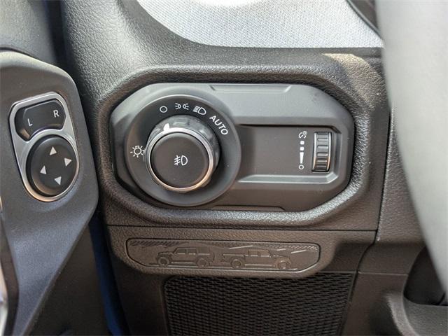 Photo of 2025 Hydro Blue Pearl Jeep Wrangler