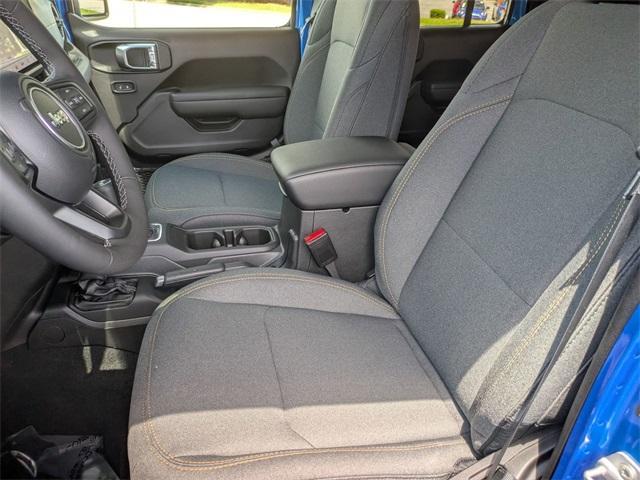 Photo of 2025 Hydro Blue Pearl Jeep Wrangler