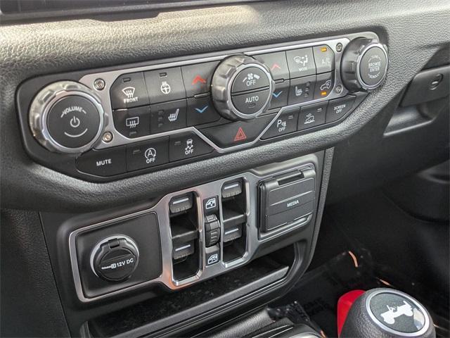 Photo of 2025 Hydro Blue Pearl Jeep Wrangler