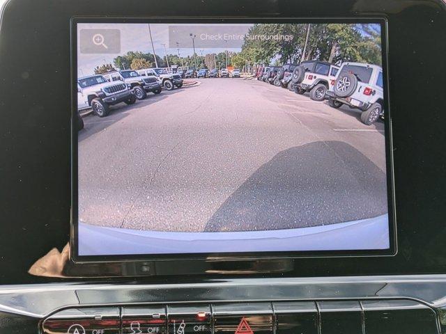 Photo of 2025 Bright White Clearcoat Jeep Compass