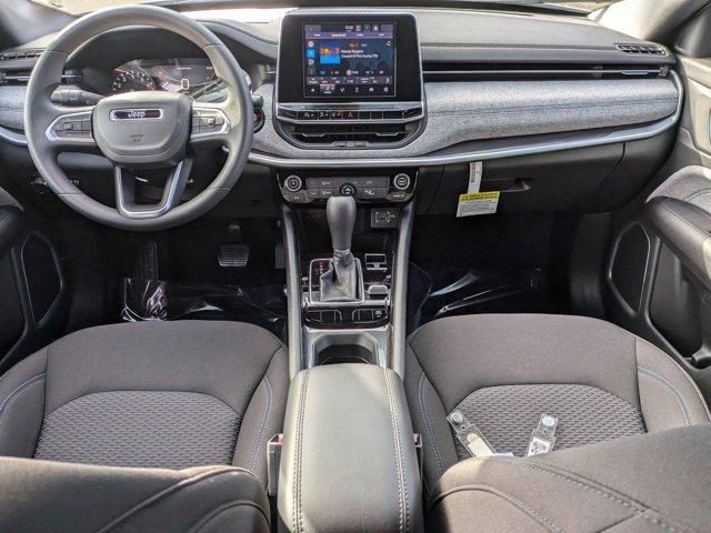 Photo of 2025 Bright White Clearcoat Jeep Compass