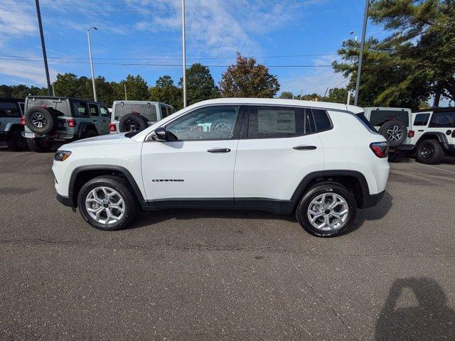Photo of 2025 Bright White Clearcoat Jeep Compass