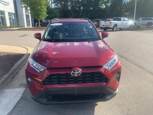 Photo of 2019 Ruby Flare Pearl Toyota RAV4