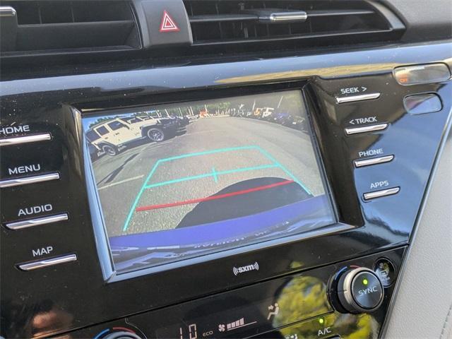 Photo of 2020 Silver Toyota Camry Hybrid