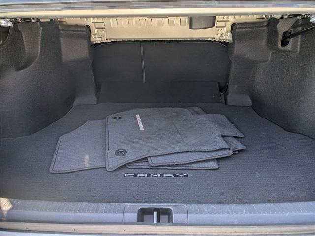 Photo of 2020 Silver Toyota Camry Hybrid