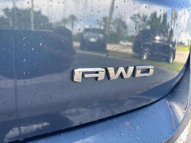 Photo of 2024 Metallic GMC Terrain