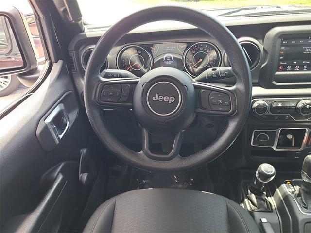 Photo of 2023 Black Clearcoat Jeep Wrangler
