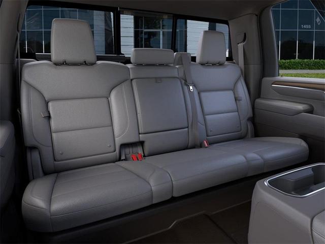 Photo of 2025 Summit White GMC Sierra 2500
