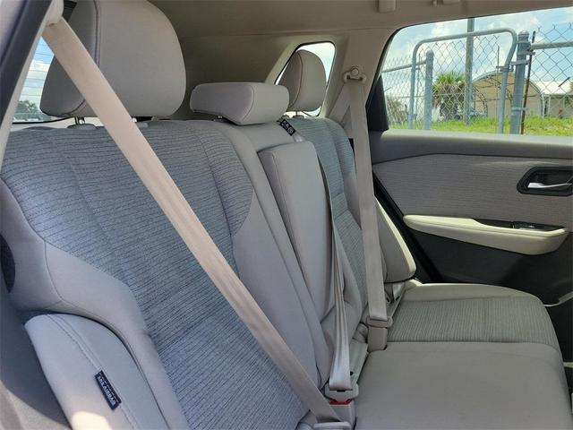 Photo of 2023 White Nissan Rogue