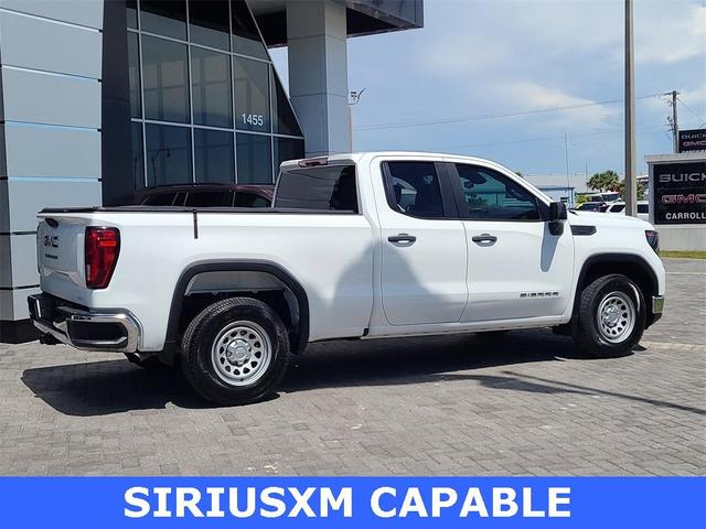 Photo of 2023 Summit White GMC Sierra 1500