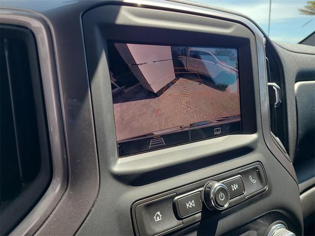 Photo of 2023 Summit White GMC Sierra 1500