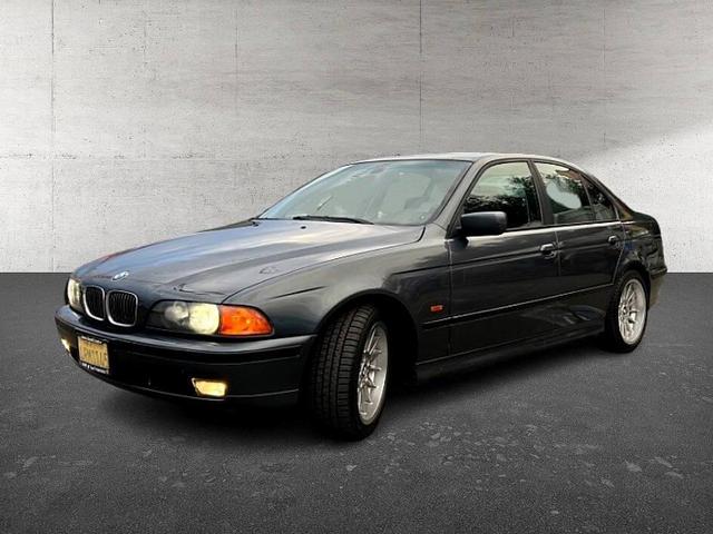 2000 BMW 540