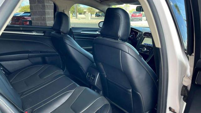 Photo of 2020 White Platinum Metallic Tri-Coat Ford Fusion