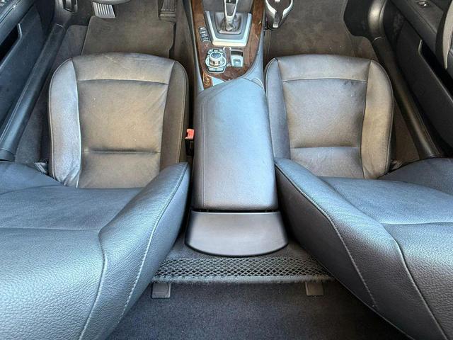 Photo of 2012 Jet Black BMW Z4
