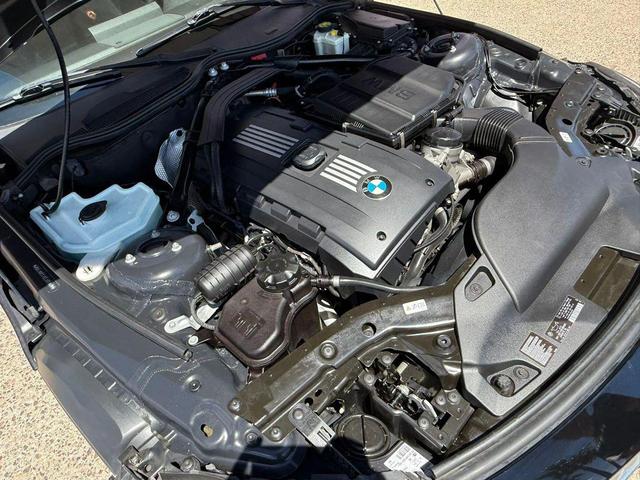 Photo of 2012 Jet Black BMW Z4