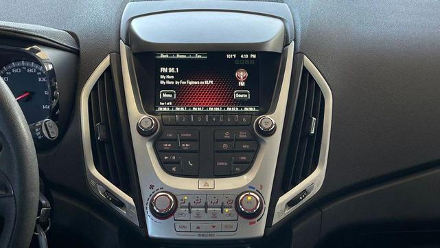 Photo of 2017 White GMC Terrain