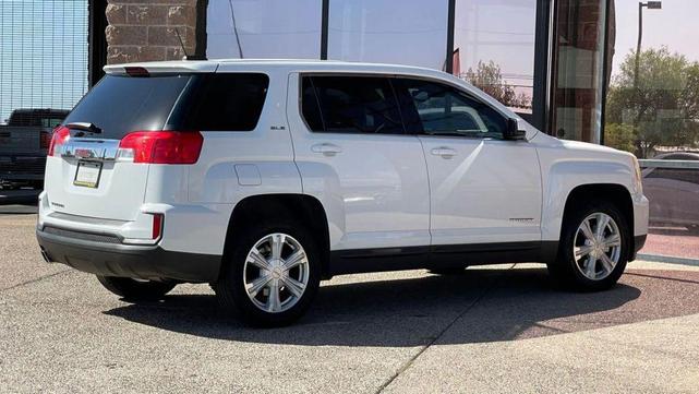 Photo of 2017 White GMC Terrain