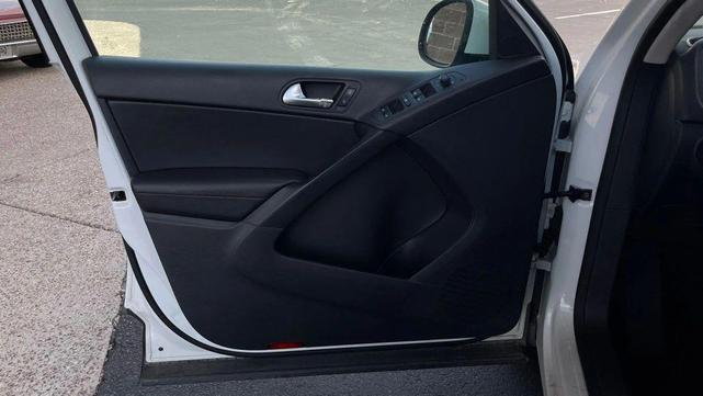 Photo of 2016 Pure White Volkswagen Tiguan