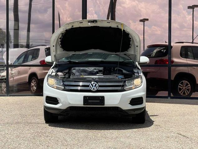 Photo of 2016 Pure White Volkswagen Tiguan