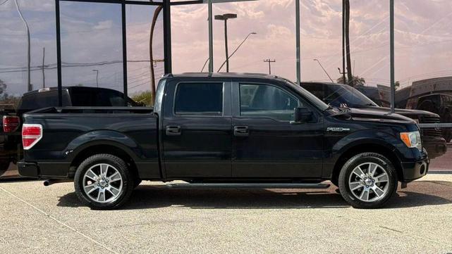 Photo of 2014 Tuxedo Black Metallic Ford F-150