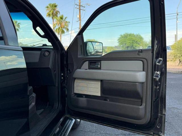 Photo of 2014 Tuxedo Black Metallic Ford F-150