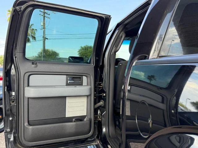 Photo of 2014 Tuxedo Black Metallic Ford F-150