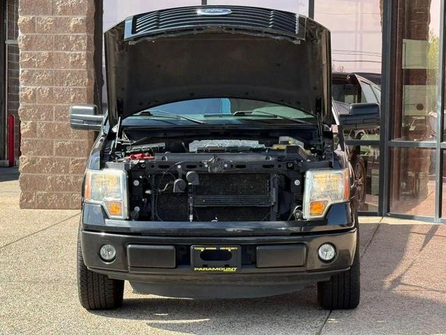 Photo of 2014 Tuxedo Black Metallic Ford F-150