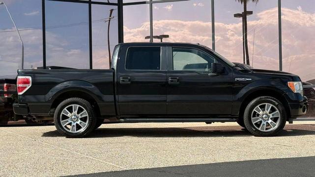 Photo of 2014 Tuxedo Black Metallic Ford F-150