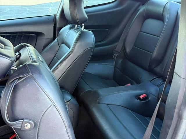 Photo of 2016 Gray Ford Mustang